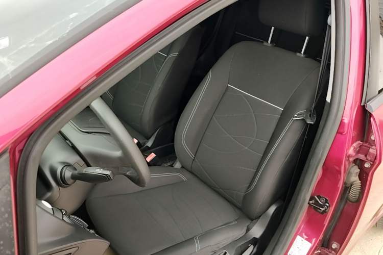 Used Ford Fiesta 2013 Hatchback 1.5L Automatic Fashion Edition Left Front Seat