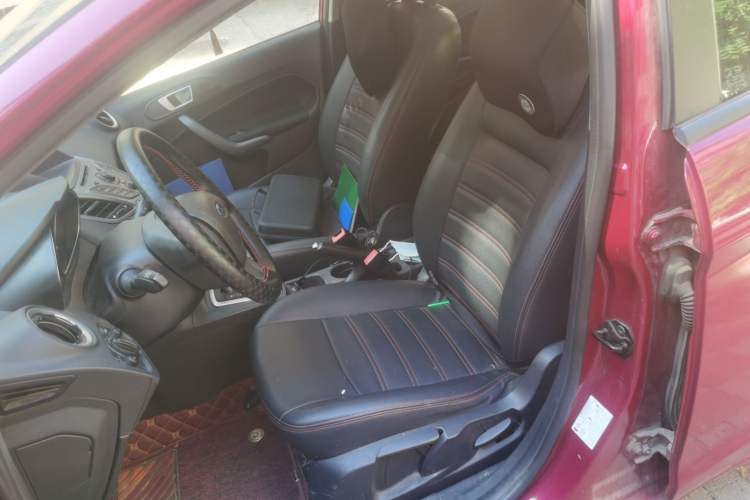Used Ford Fiesta 2013 Hatchback 1.5L Automatic Fashion Edition Left Front Seat