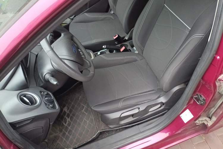 Used Ford Fiesta 2013 Hatchback 1.5L Automatic Fashion Edition Left Front Seat