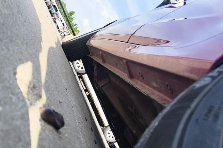 Used Ford Fiesta 2013 Hatchback 1.5L Automatic Fashion Edition Left Side Sill