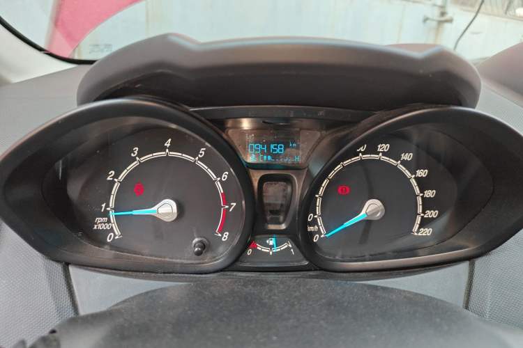 Used Ford Fiesta 2013 Hatchback 1.5L Manual Fashion Edition Odometer Close Up