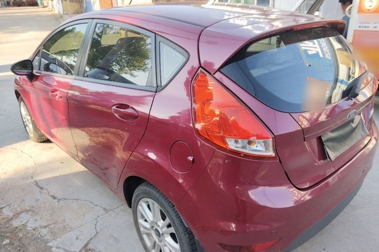 Used Ford Fiesta 2013 Hatchback 1.5L Automatic Fashion Edition Rear Left 45 Deg