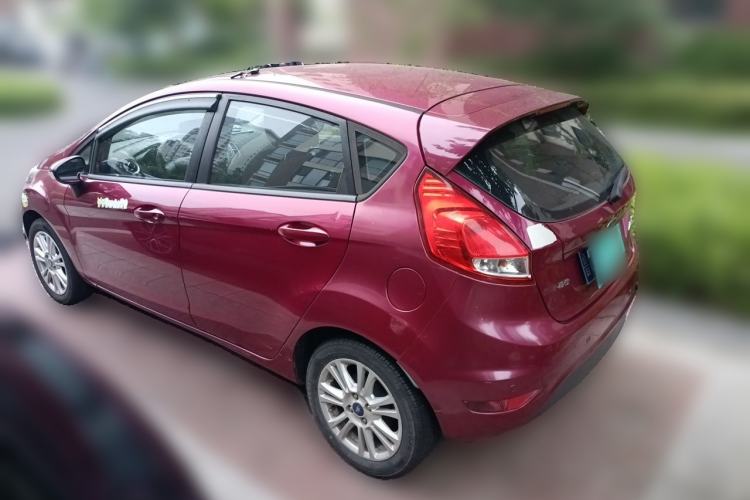 Used Ford Fiesta 2013 Hatchback 1.5L Automatic Fashion Edition Rear Left 45 Deg