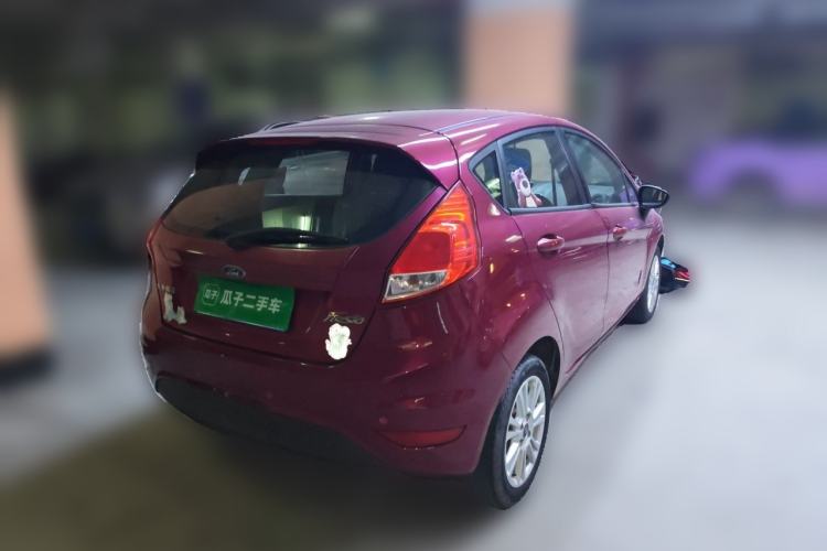 Used Ford Fiesta 2013 Hatchback 1.5L Automatic Fashion Edition Rear Right 45 Deg