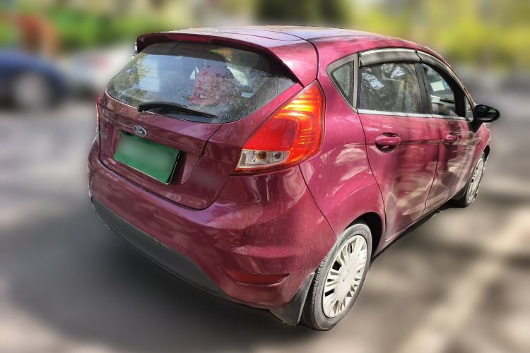 Used Ford Fiesta 2013 Hatchback 1.5L Manual Fashion Edition Rear Right 45 Deg