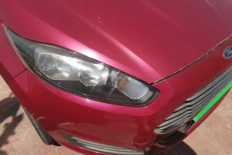 Used Ford Fiesta 2013 Hatchback 1.5L Manual Fashion Edition Right Front Headlight