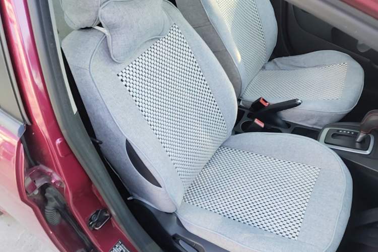 Used Ford Fiesta 2013 Hatchback 1.5L Automatic Fashion Edition Right Front Seat