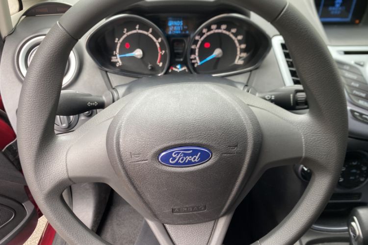 Used Ford Fiesta 2013 Hatchback 1.5L Automatic Fashion Edition Steering Wheel