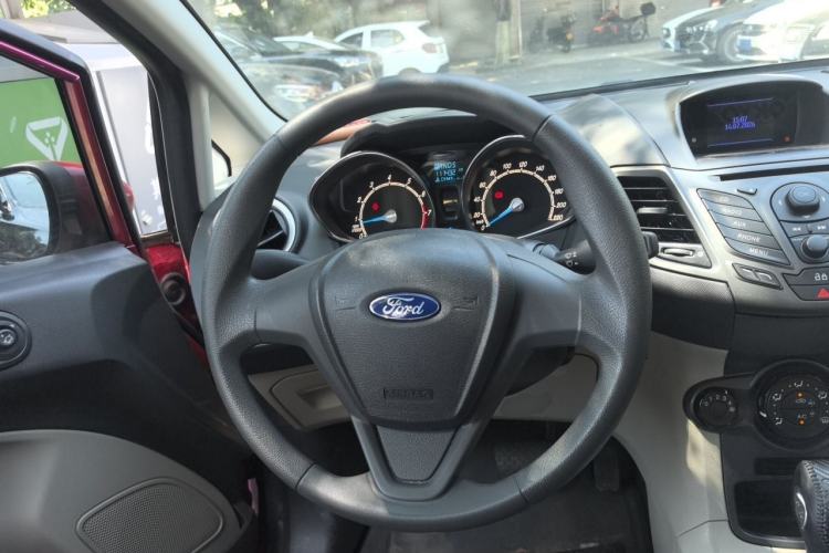 Used Ford Fiesta 2013 Sedan 1.5L Automatic Fashion Edition Steering Wheel