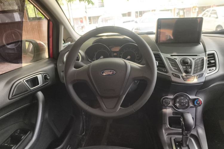 Used Ford Fiesta 2013 Hatchback 1.5L Automatic Fashion Edition Steering Wheel