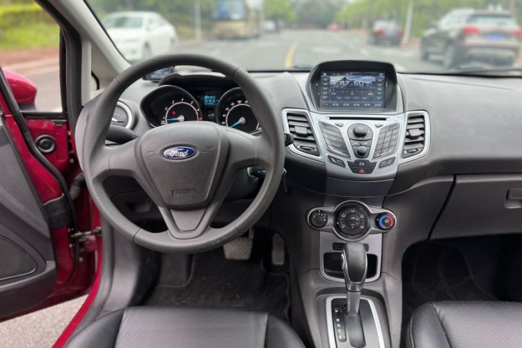 Used Ford Fiesta 2013 Hatchback 1.5L Automatic Fashion Edition Steering Wheel