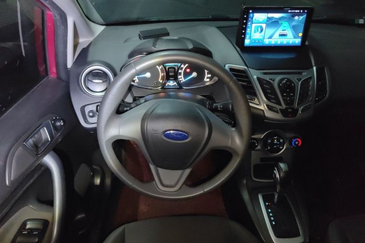 Used Ford Fiesta 2013 Hatchback 1.5L Automatic Fashion Edition Steering Wheel