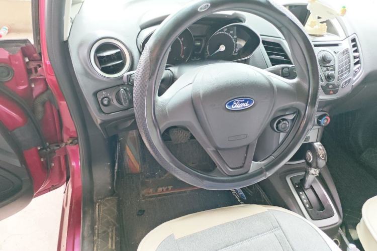 Used Ford Fiesta 2013 Hatchback 1.5L Automatic Fashion Edition Steering Wheel