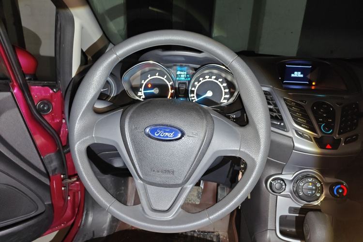 Used Ford Fiesta 2013 Hatchback 1.5L Automatic Fashion Edition Steering Wheel
