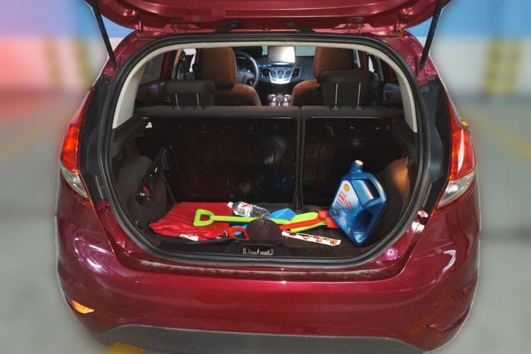 Used Ford Fiesta 2013 Hatchback 1.5L Automatic Fashion Edition Trunk