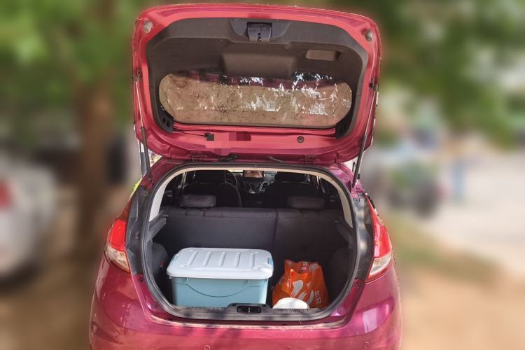 Used Ford Fiesta 2013 Hatchback 1.5L Automatic Fashion Edition Trunk