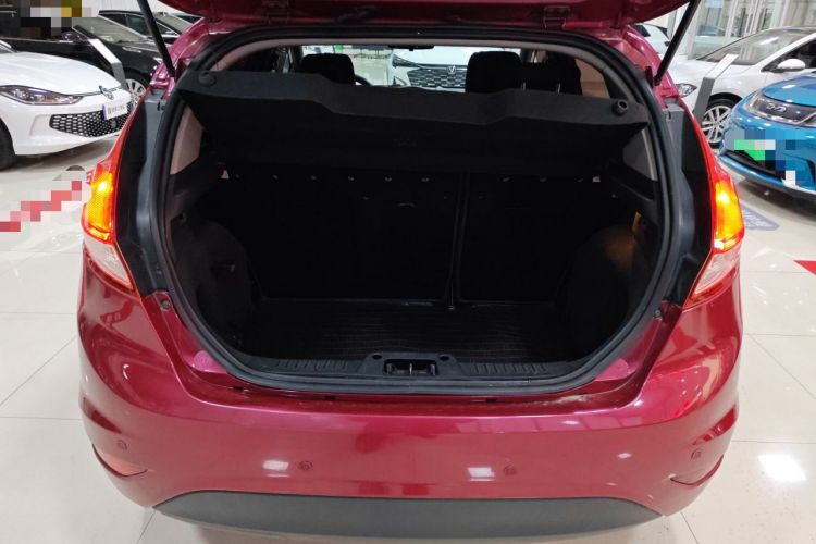 Used Ford Fiesta 2013 Hatchback 1.5L Automatic Fashion Edition Trunk