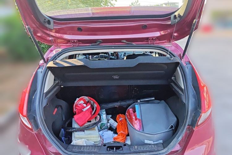 Used Ford Fiesta 2013 Hatchback 1.5L Automatic Fashion Edition Trunk