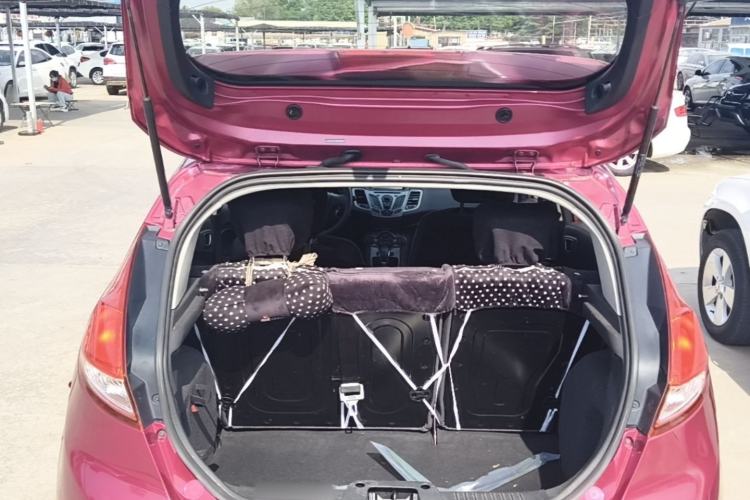 Used Ford Fiesta 2013 Hatchback 1.5L Automatic Fashion Edition Trunk