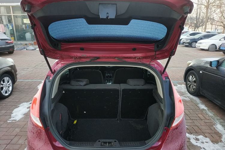 Used Ford Fiesta 2013 Hatchback 1.5L Automatic Fashion Edition Trunk