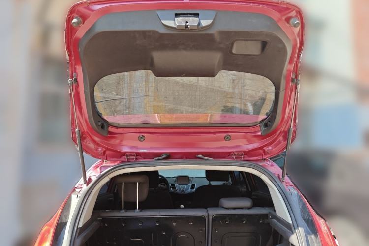 Used Ford Fiesta 2013 Hatchback 1.5L Manual Fashion Edition Trunk