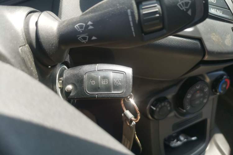 Used Ford Fiesta 2013 Hatchback 1.5L Manual Fashion Edition Vehicle Key