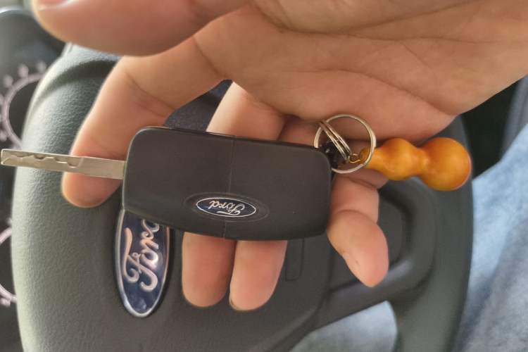 Used Ford Fiesta 2013 Hatchback 1.5L Automatic Fashion Edition Vehicle Key