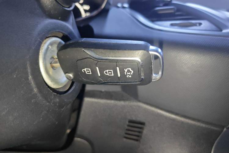 Used Ford Fiesta 2013 Hatchback 1.5L Automatic Fashion Edition Vehicle Key