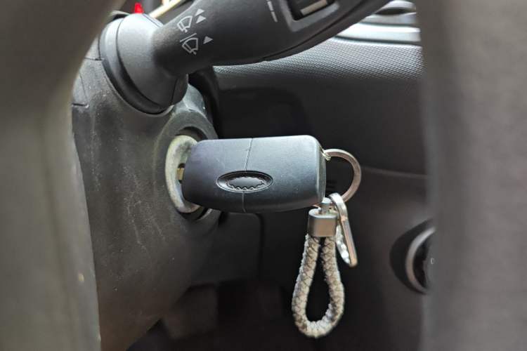 Used Ford Fiesta 2013 Hatchback 1.5L Automatic Fashion Edition Vehicle Key