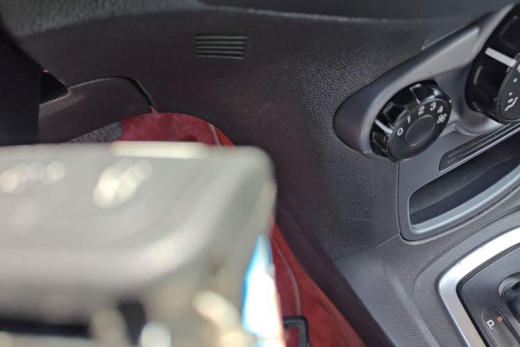 Used Ford Fiesta 2013 Hatchback 1.5L Automatic Prestige Model Vehicle Key