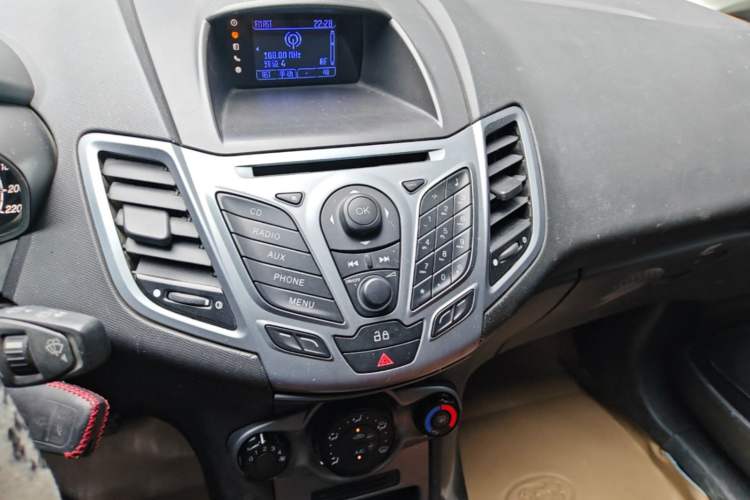 Used Ford Fiesta 2013 Hatchback 1.5L Automatic Fashion Edition Audio And AC Panel