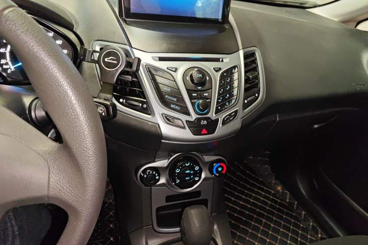 Used Ford Fiesta 2013 Hatchback 1.5L Automatic Fashion Edition Audio And AC Panel