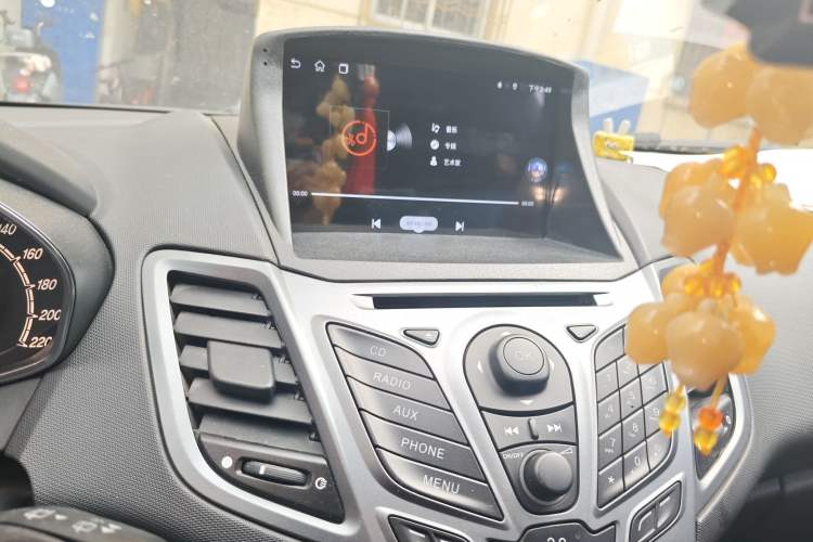 Used Ford Fiesta 2013 Hatchback 1.5L Automatic Fashion Edition Audio And AC Panel