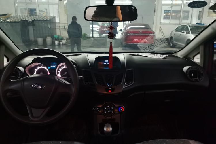 Used Ford Fiesta 2013 Hatchback 1.5L Manual Fashion Edition Center Console