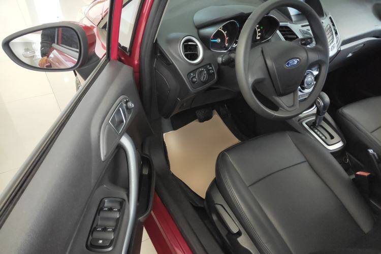 Used Ford Fiesta 2013 Hatchback 1.5L Automatic Fashion Edition Driver Seat