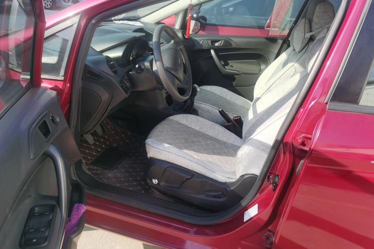 Used Ford Fiesta 2013 Hatchback 1.5L Manual Fashion Edition Driver Seat