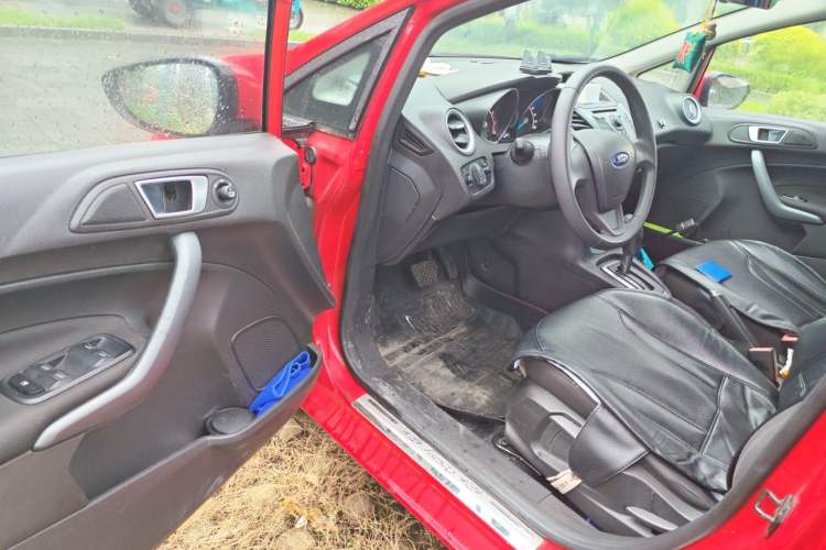 Used Ford Fiesta 2013 Hatchback 1.5L Automatic Fashion Edition Driver Seat