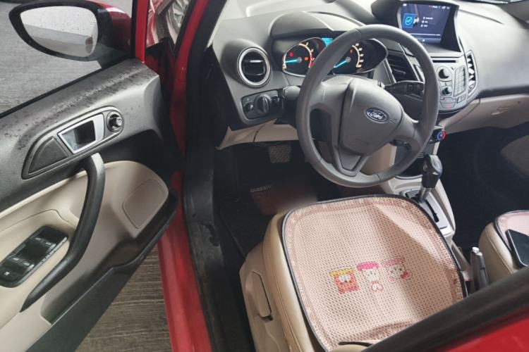 Used Ford Fiesta 2013 Sedan 1.5L Automatic Fashion Edition Driver Seat