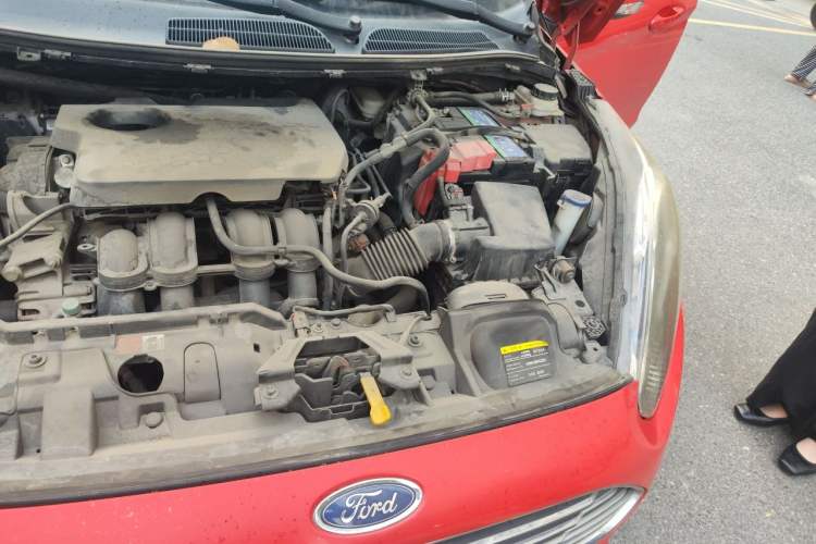 Used Ford Fiesta 2013 Hatchback 1.5L Automatic Fashion Edition Engine Bay Left