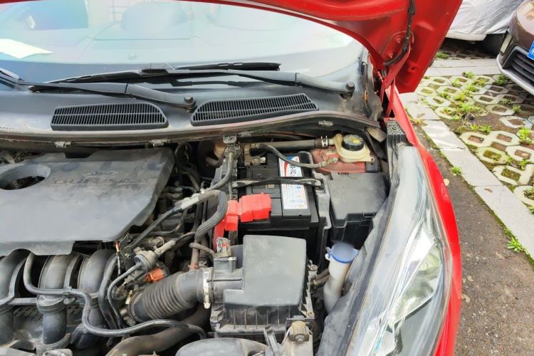 Used Ford Fiesta 2013 Hatchback 1.5L Automatic Fashion Edition Engine Bay Left