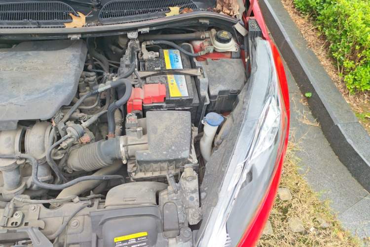 Used Ford Fiesta 2013 Hatchback 1.5L Automatic Fashion Edition Engine Bay Left