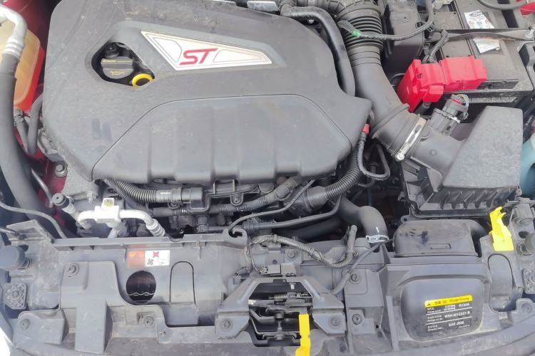 Used Ford Fiesta 2013 1.6T ST Engine Bay