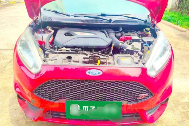 Used Ford Fiesta 2013 1.6T ST Engine Bay