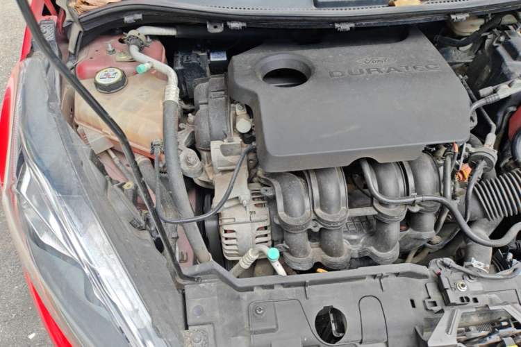 Used Ford Fiesta 2013 Hatchback 1.5L Automatic Fashion Edition Engine Bay Right