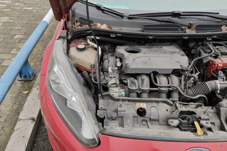 Used Ford Fiesta 2013 Hatchback 1.5L Manual Fashion Edition Engine Bay Right