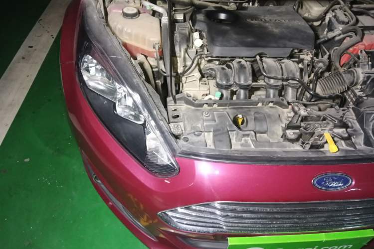 Used Ford Fiesta 2013 Hatchback 1.5L Automatic Fashion Edition Engine Bay Right