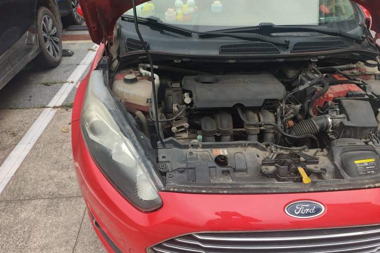 Used Ford Fiesta 2013 Hatchback 1.5L Automatic Fashion Edition Engine Bay Right