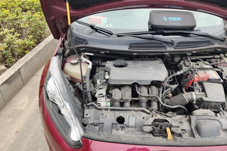Used Ford Fiesta 2013 Hatchback 1.5L Automatic Fashion Edition Engine Bay Right