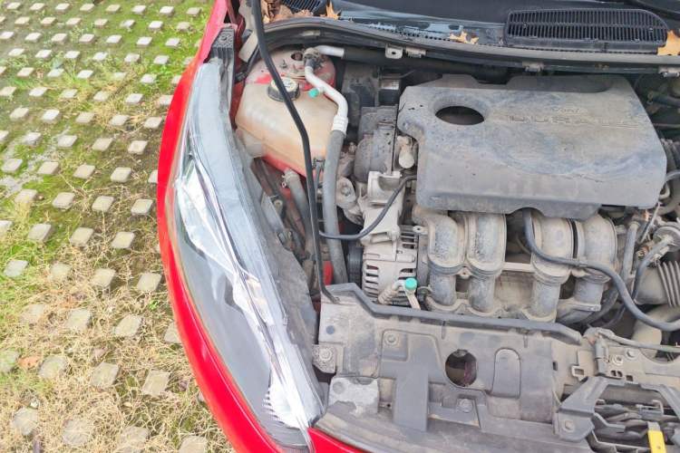 Used Ford Fiesta 2013 Hatchback 1.5L Automatic Fashion Edition Engine Bay Right
