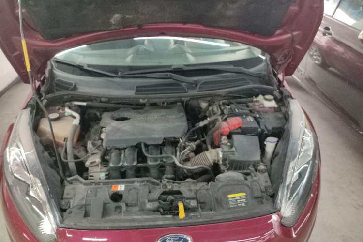 Used Ford Fiesta 2013 Hatchback 1.5L Automatic Fashion Edition Engine Bay